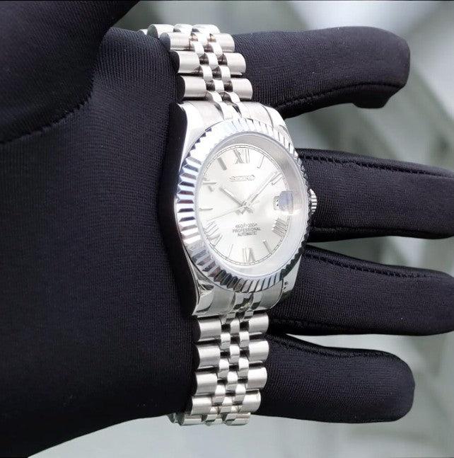 Seikojust White Roman